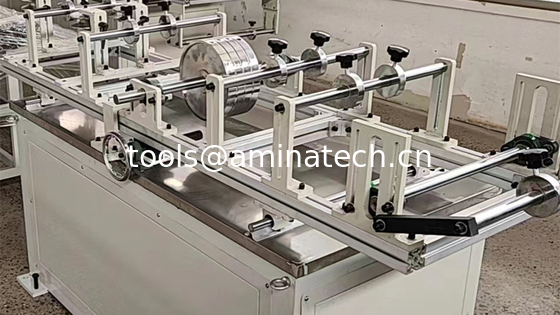 Une machine à tube en papier de protection d'angle conviviale et pratique fournisseur